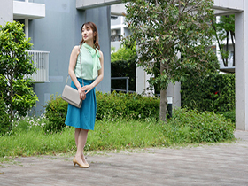 「立ちんぼ妻」 B級熟女 かのか42歳 サンプル動画サムネイル